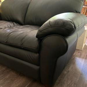 Photo of Leather couch and loveseat 