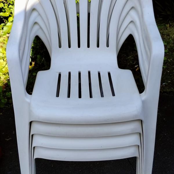 Photo of 4 Plastic Chairs