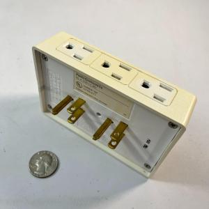 Photo of 6 OUTLET BOX PLUGS INTO ONE OUTLET BOX