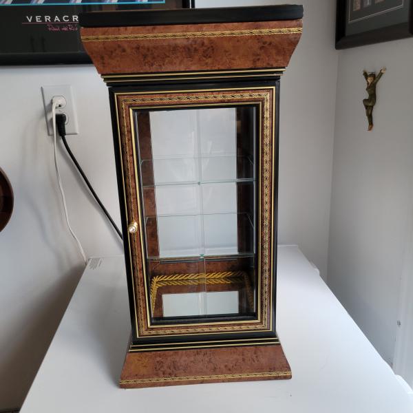Photo of Table top curio cabinet