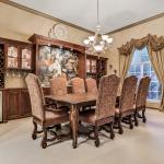 ELEGANT DINING ROOM TABLE AND CHAIR SET