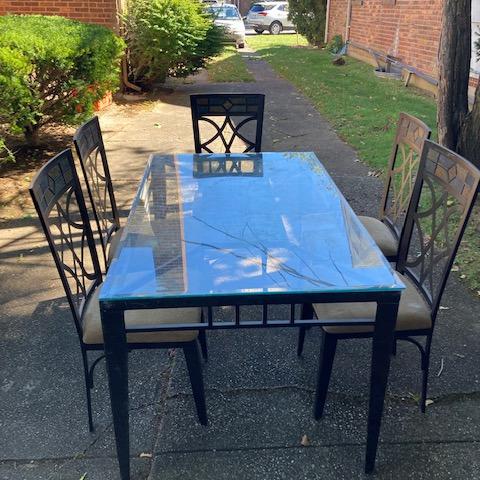 Photo of Outdoor Dining Set
