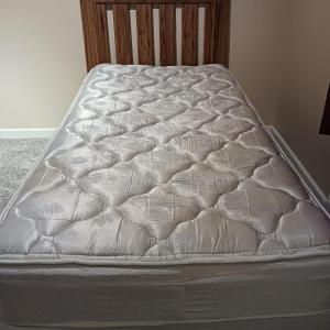 Photo of Twin bed 