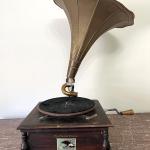 Gramophone  His Master’s Voice *Read Details