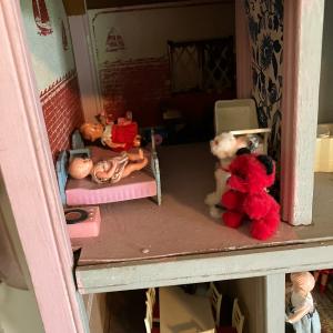 Photo of Doll House 