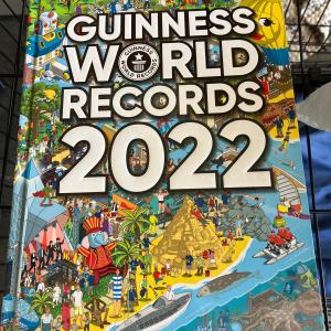 Photo of 2022 Guinness world record book