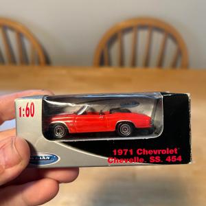 Photo of 1:60 Collectible Die Cast Metal 1971 Chevrolet Chevelle Welly Company Made