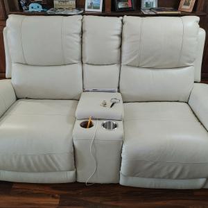 Photo of Electric leather reclining loveseat