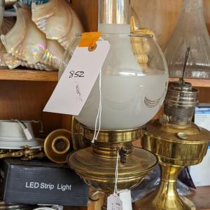 Photo of Lamp #852