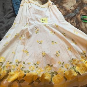 Photo of Retro yellow roses dress size 1x