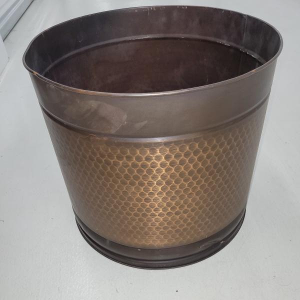 Photo of Hammered Coppertone Plant Container