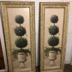 Photo of Beautiful Topiary Tree Large Wall Panel Pictures