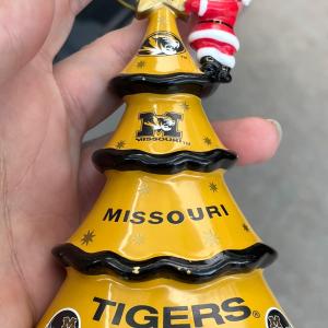 Photo of 4.5 inch metal Missouri Tigers 2010 ornament
