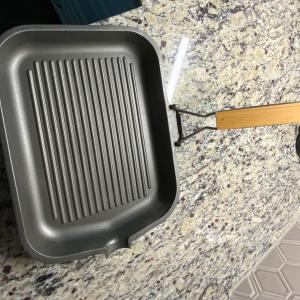 Photo of Cast iron grill pan