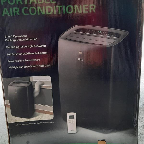 Photo of LG Portable Indoor Air Conditioner