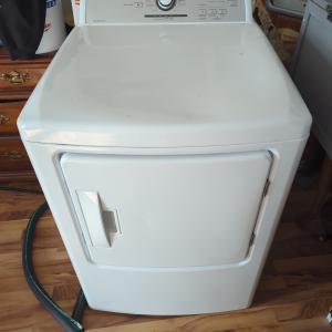 Photo of Gently used  Electric Dryer- Need gone ASAP! 