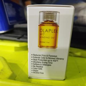 Photo of Olaplex No.7 Bonding Oil