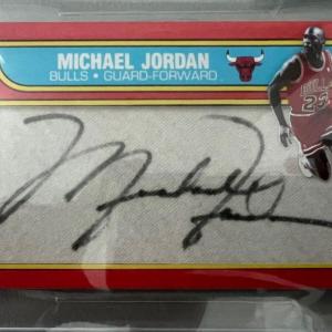 Photo of Michael Jordan Autograph 1 of 1 Custom Card Slabbed by Beckett