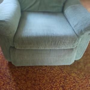 Photo of recliner chair