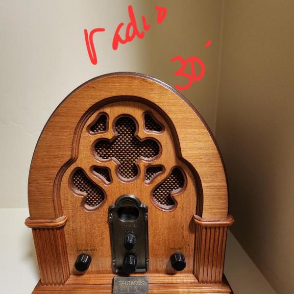 Photo of Thomas Radio