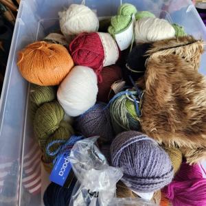 Photo of Container of yarn #4
