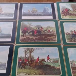 Photo of 2 Sets Placemats