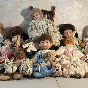 Photo of LOT 270X: Bunnies Bears and Baby Dolls