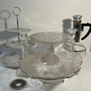 Photo of LOT 258X: Entertaining Lot - Three-Tier Tray, Coffee Carafe, Cake Stands, Candle