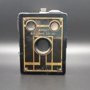 Photo of Kodak Brownie  SIX-20
