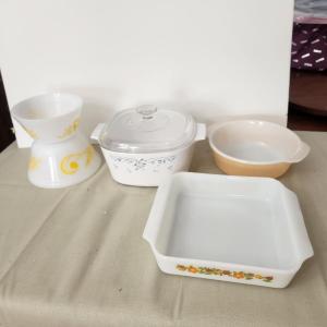 Photo of Lot of 5 vintage oven ware Fire King Corning ware, Federal