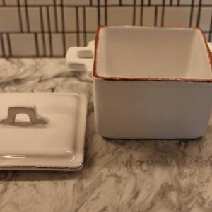 Photo of Casserole with Ceramic Lid Bianco by VIETRI (ITALY)