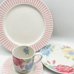 Photo of TIENSHANG STONEWARE ~ Prima Rose ~ 4 Piece Place Setting For 4