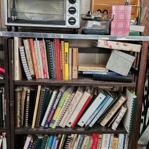 Photo of LOT 31K: Large Cookbook Lot, Toaster Oven, Recipe Cards/Boxes & Extras