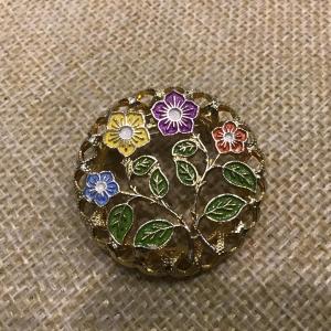 Photo of Floral Pin