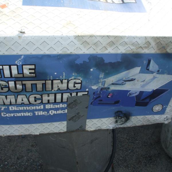 Photo of TILE CUTTER