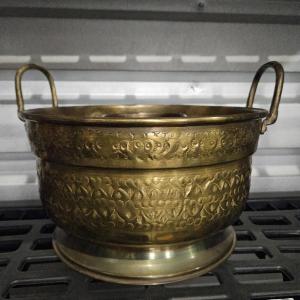 Photo of Brass bucket