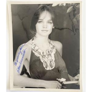 Photo of Pamela Sue Martin signed photo