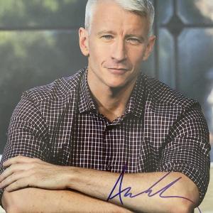 Photo of Anderson Cooper signed photo