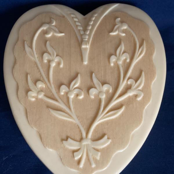 Photo of Vtg celluloid heart shaped jewelry presentation valentine box