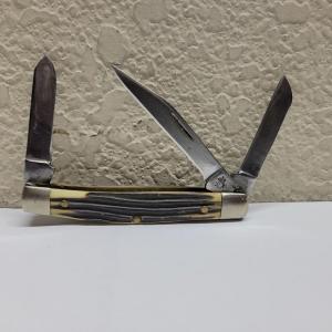 Photo of Queen Steel 3 Blade Pocket Knife-Free shipping!