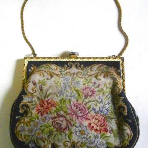 Photo of Vintage Tapestry Ladies Purse made in Austria