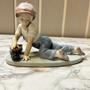 Photo of Llardro "All Aboard" #7619 Figurine: Mint in Original Box - Charming Figure - RA