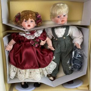 Photo of (#75)  KISSES & JACQUES LOVE AT FIRST SIGHT FAYZAH SPANOS PORCELAIN 2 DOLL SET 