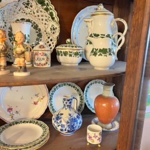 Photo of Tons of Antique Porcelain Coming Soon