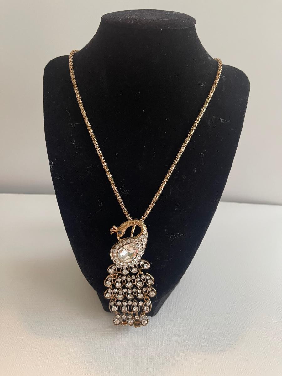 Photo 1 of Peacock rhinestones necklace 19”