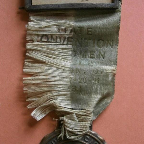 Photo of "BIRTHPLACE OF AVIATION" 1931 Woodmen Circle Convention Medal