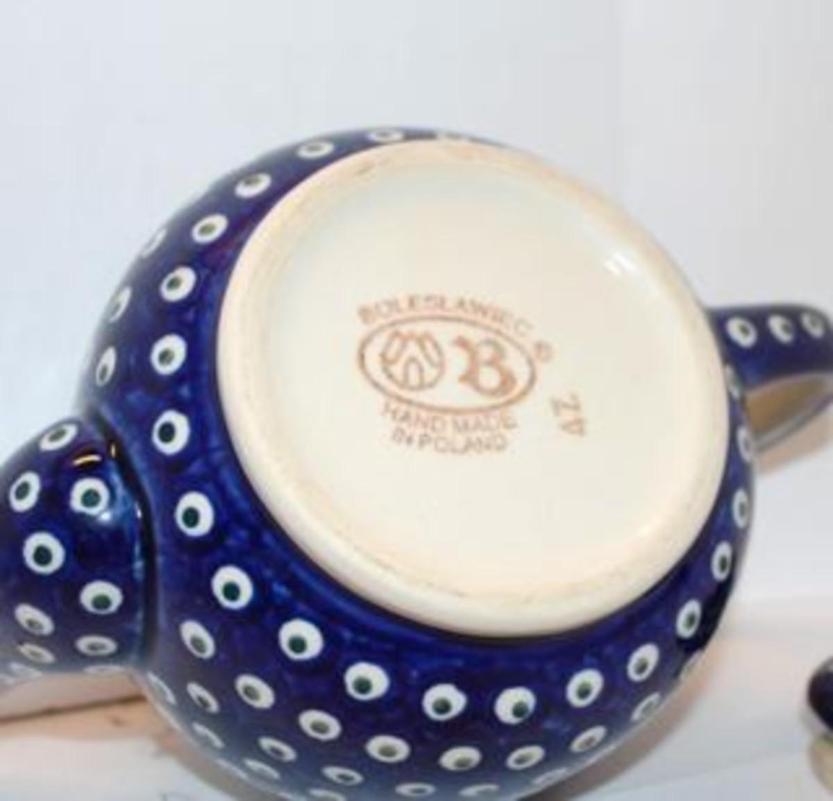 Photo 4 of Famous "Boleslawiec" 4Z Teapot Pottery 5 1/2" H SEE DETAILS