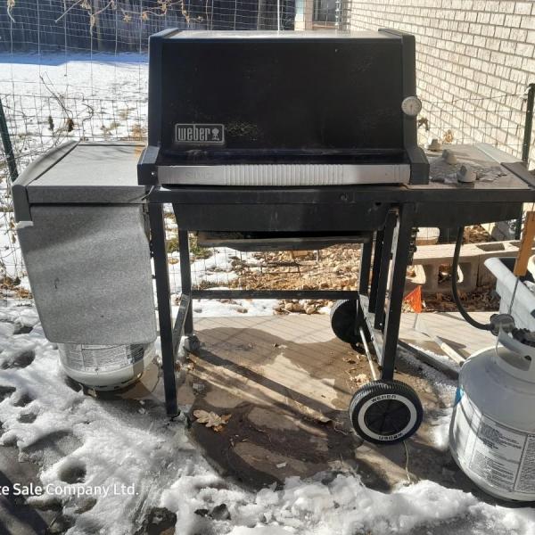 er propane grill with 2 propane bottles snaplist