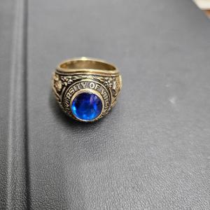 Photo of UVA 1970s class ring 10kt gold