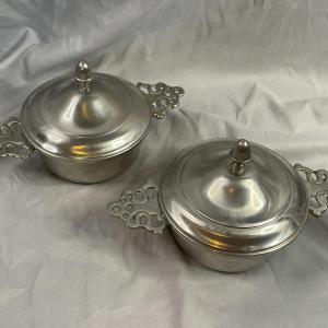 Photo of Woodbury Pewterers Pewter Porringers with Lids